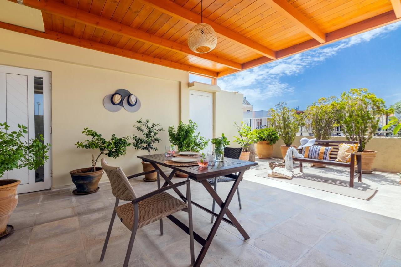 Doma Rooftop Apartment Iraklion Buitenkant foto