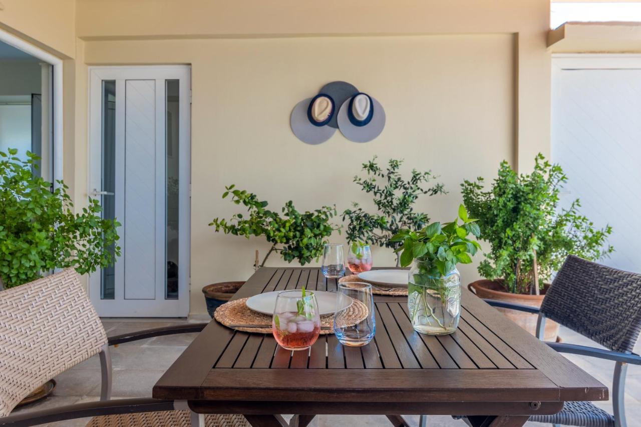 Doma Rooftop Apartment Iraklion Buitenkant foto